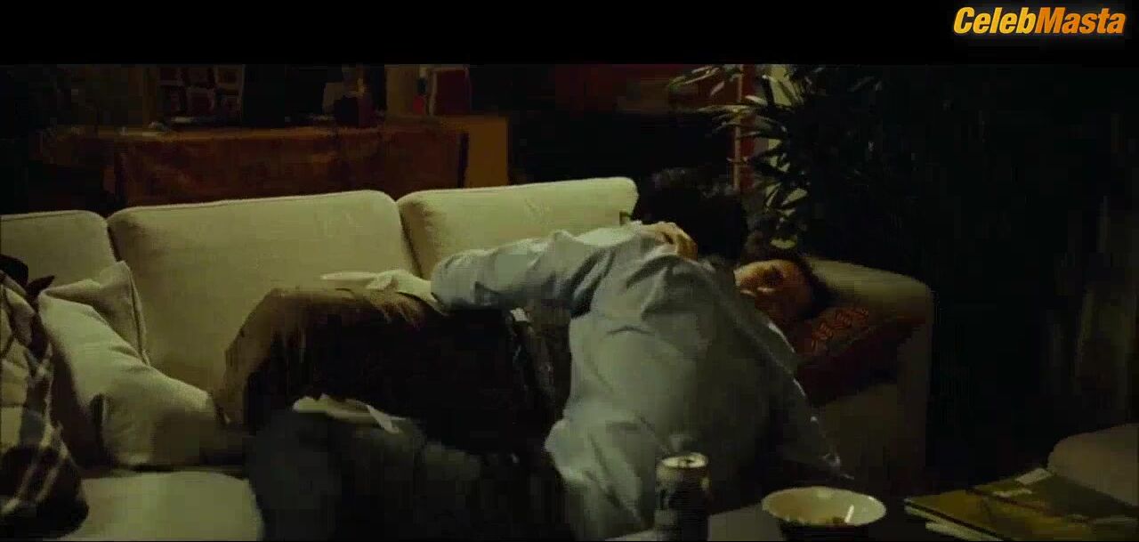 Ye-jin Son Son Ye-jin Booty, Boobs Scene In My Wife Got - Photo 3 of 5 photo 1