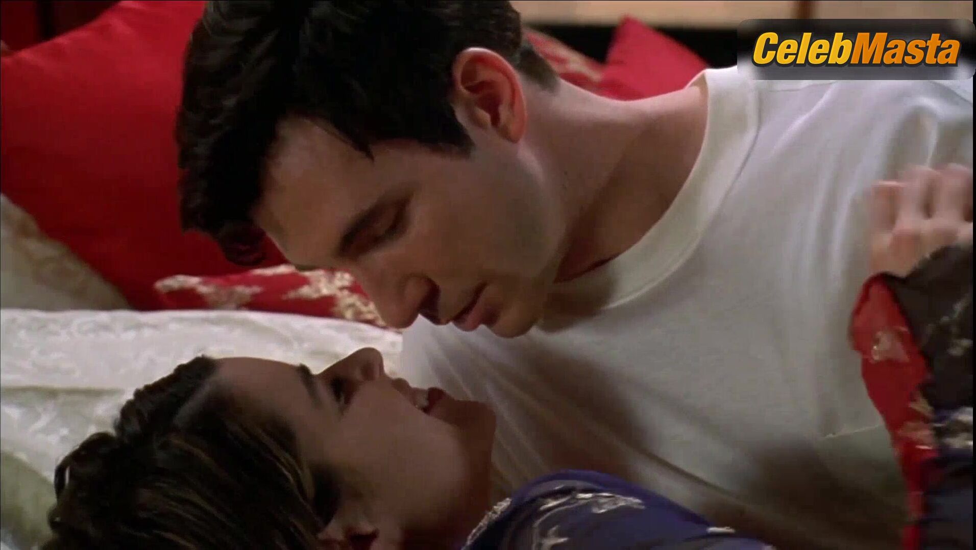 Neve Campbell ’s Sexy Scene From Three To Tango - Photo 1 of 5
