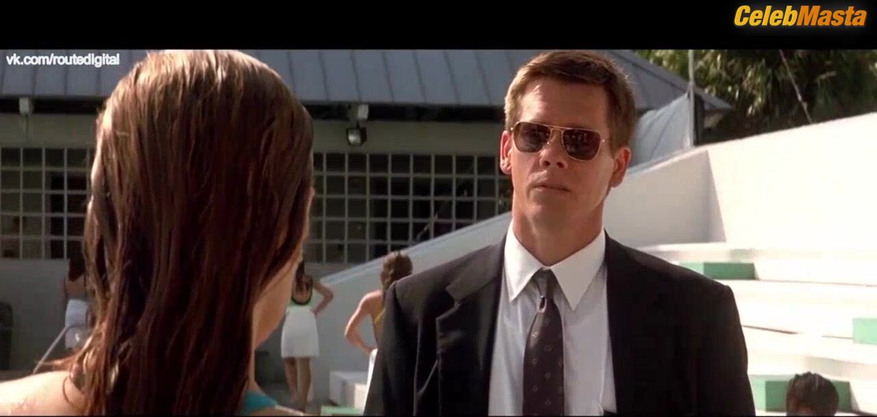 Denise Richards Theresa Russell, Neve Campbell And Hot Scene - Photo 5 of 5 photo 4