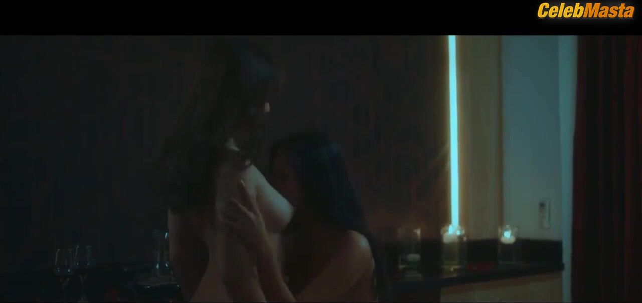 Angela Morena ’s Butt And Boobs Scene In Kinsenas, - Photo 2 of 5