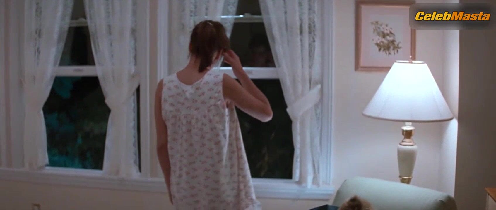 Neve Campbell ’s Sexy Scene From Scream - Photo 1 of 5