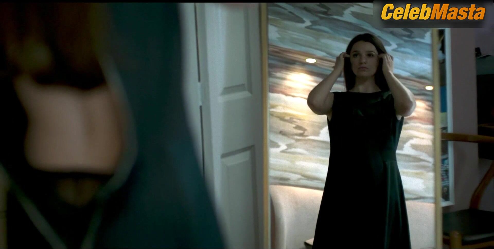 Marisa Abela Shows Underwear Scene In Industry - Photo 1 of 5 photo 2