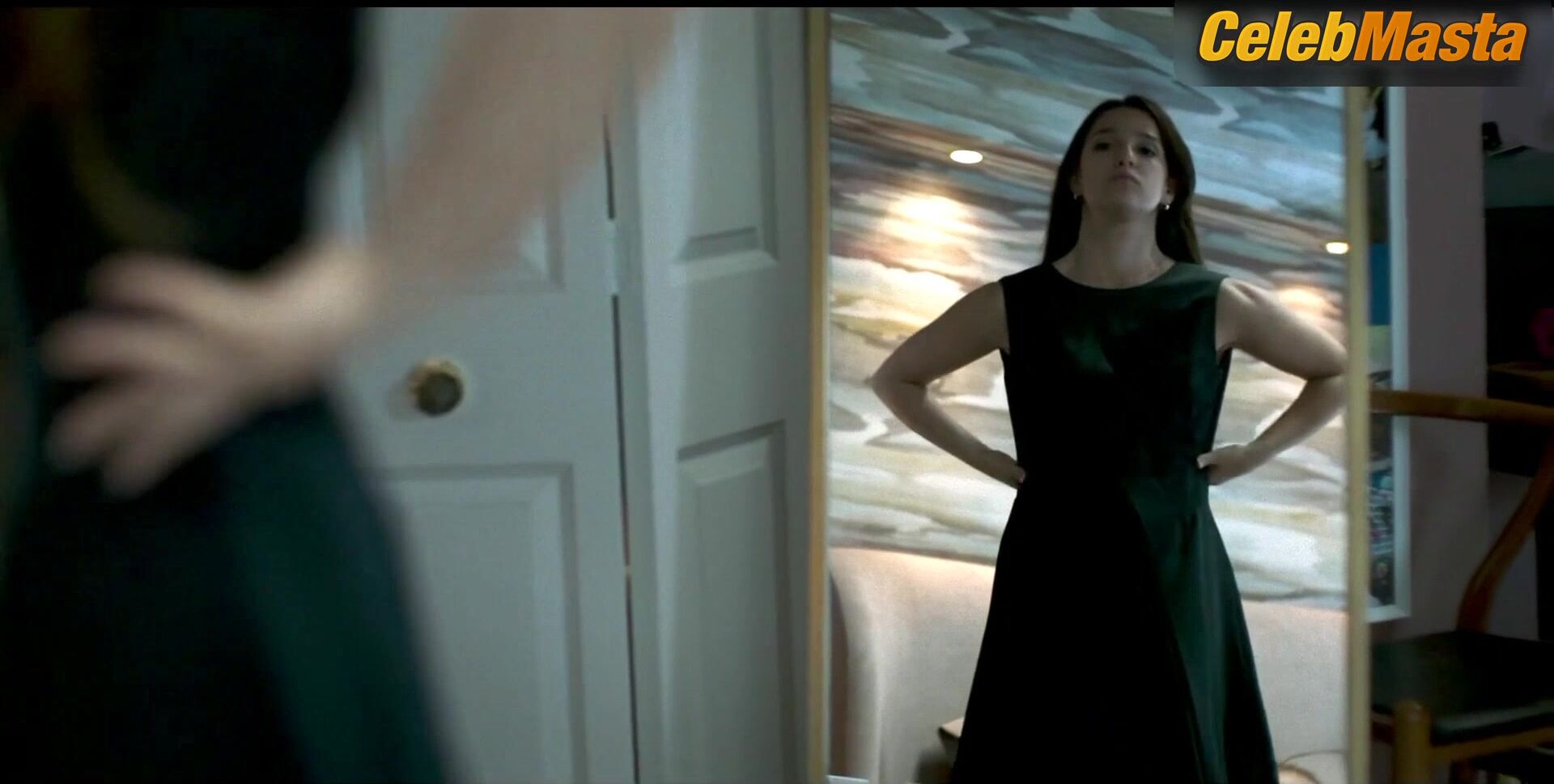 Marisa Abela Shows Underwear Scene In Industry - Photo 1 of 5 photo 4
