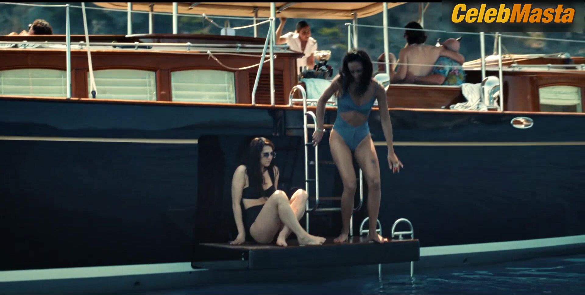 Marisa Abela Flaunts Swimsuit Scene In Industry - Photo 1 of 5