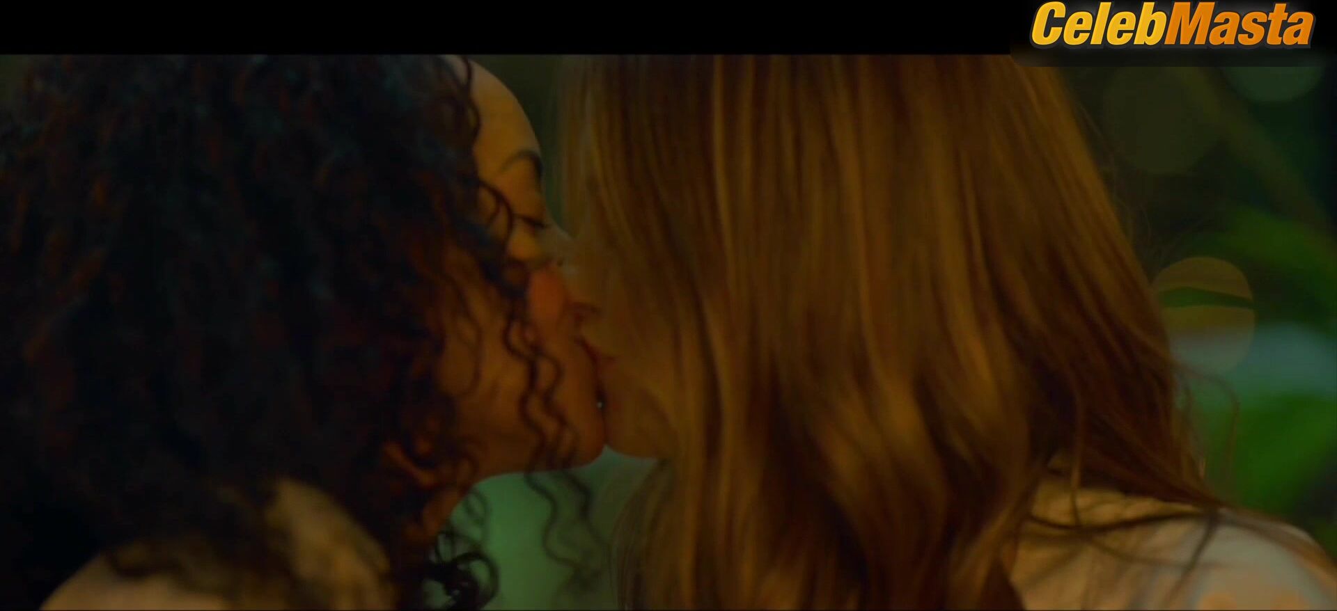 Kat Graham Merritt Patterson And Get Intimate In - Photo 2 of 5 photo 5