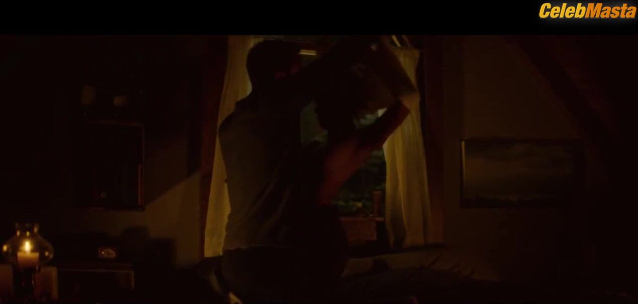 Kat Graham ’s Tits Scene From How It Ends - Photo 1 of 5 photo 5
