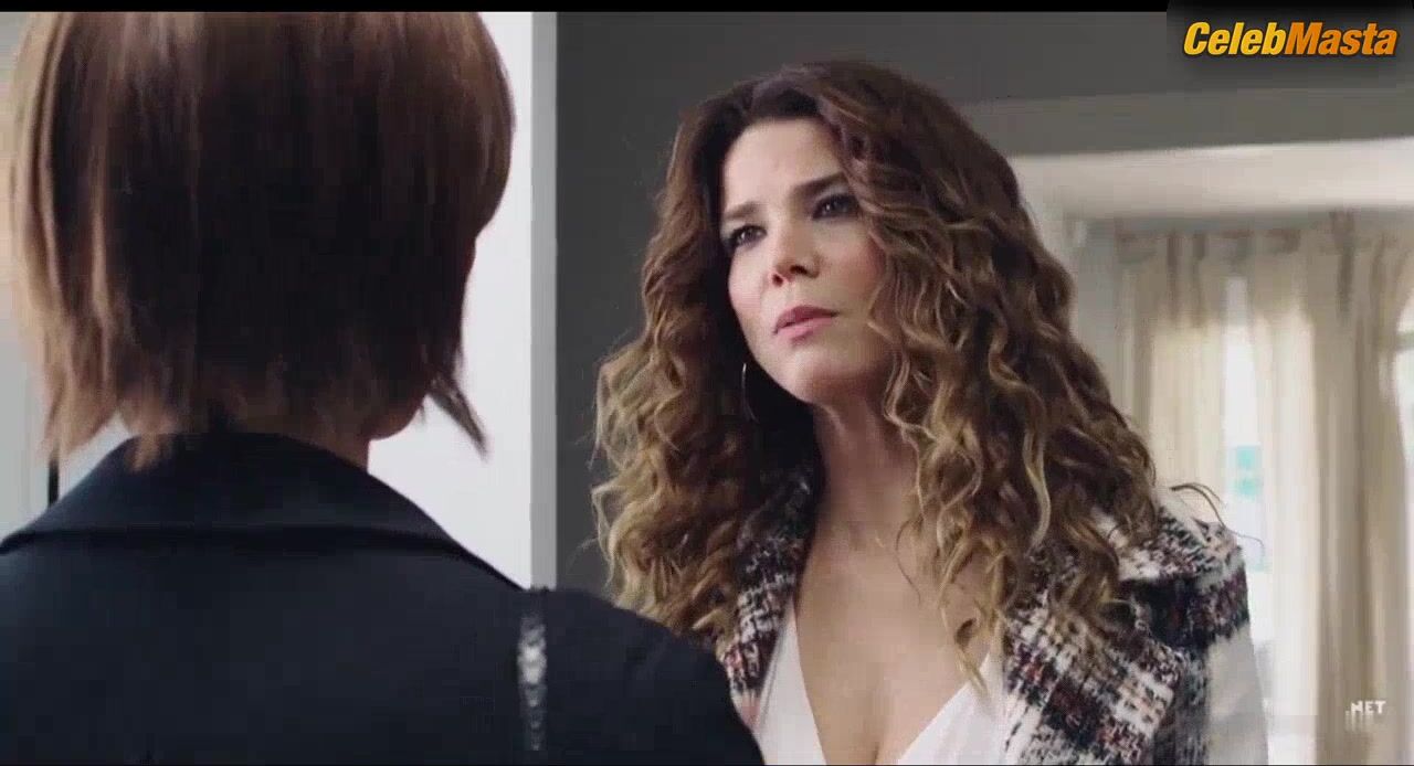 Juana Acosta ’s Boobs And Underwear Scene In Ola De - Photo 2 of 5 photo 4
