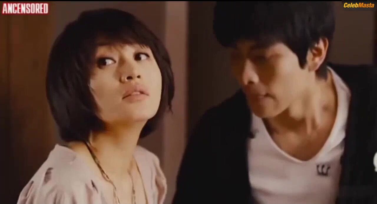 Yoon Jin-seo ’s Sexy Scene From A Good Day To Have - Photo 1 of 5