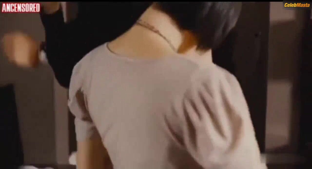 Yoon Jin-seo ’s Sexy Scene From A Good Day To Have - Photo 1 of 5 photo 2