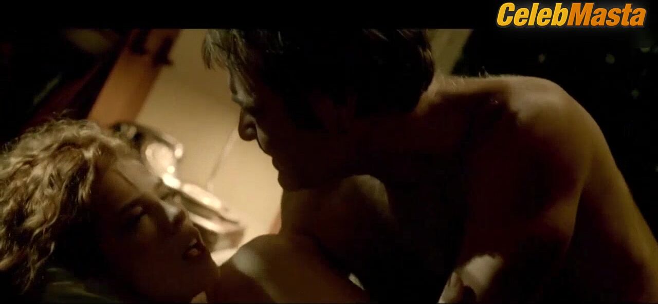 Juana Acosta Hot Scene In Four Seasons In Havana - Photo 1 of 5 photo 4
