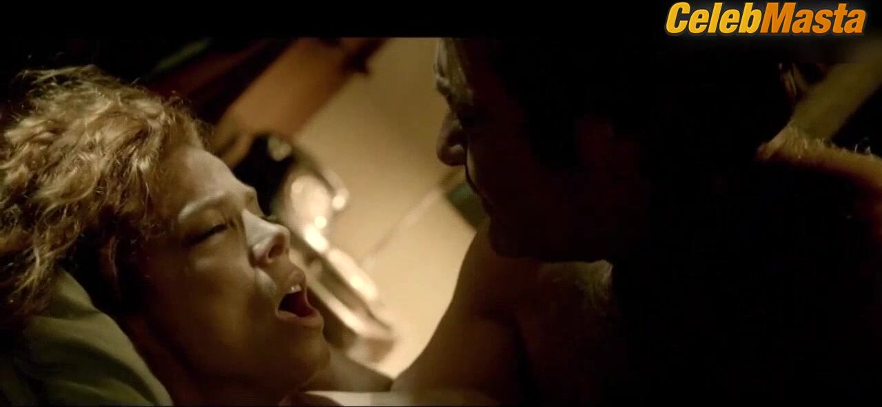 Juana Acosta Hot Scene In Four Seasons In Havana - Photo 1 of 5 photo 5