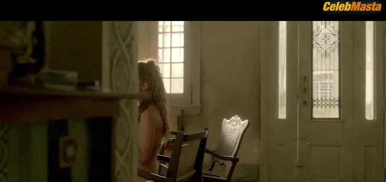 Juana Acosta Reveals Booty, Boobs Scene In Four Seasons - Photo 1 of 5 photo 4