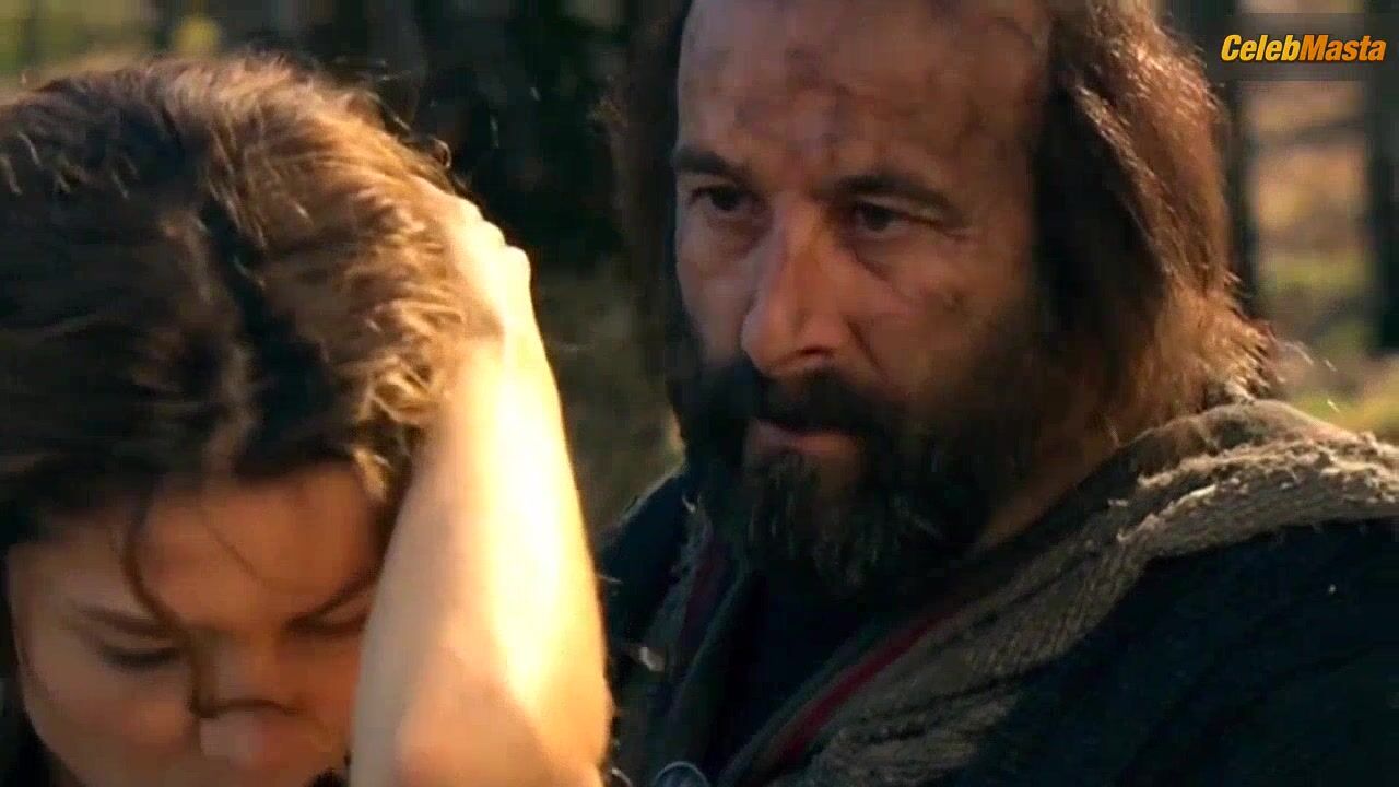 Juana Acosta Boobs Scene In Hispania, La Leyenda - Photo 1 of 5 photo 2