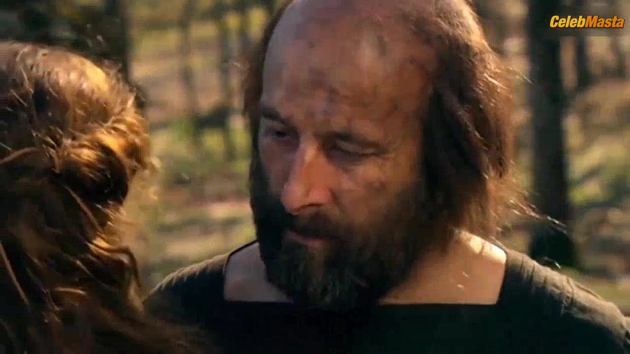 Juana Acosta Boobs Scene In Hispania, La Leyenda - Photo 1 of 5 photo 4