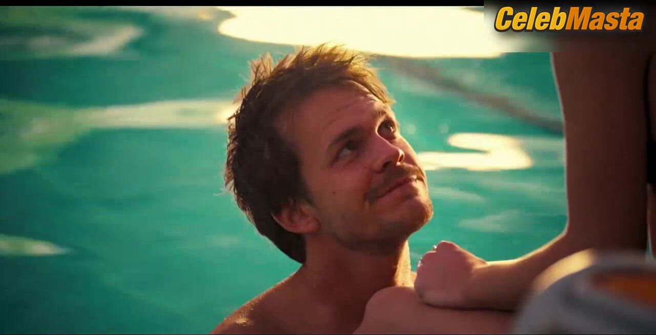 Britt Robertson Swimsuit Scene In Girlboss - Photo 1 of 5 photo 4