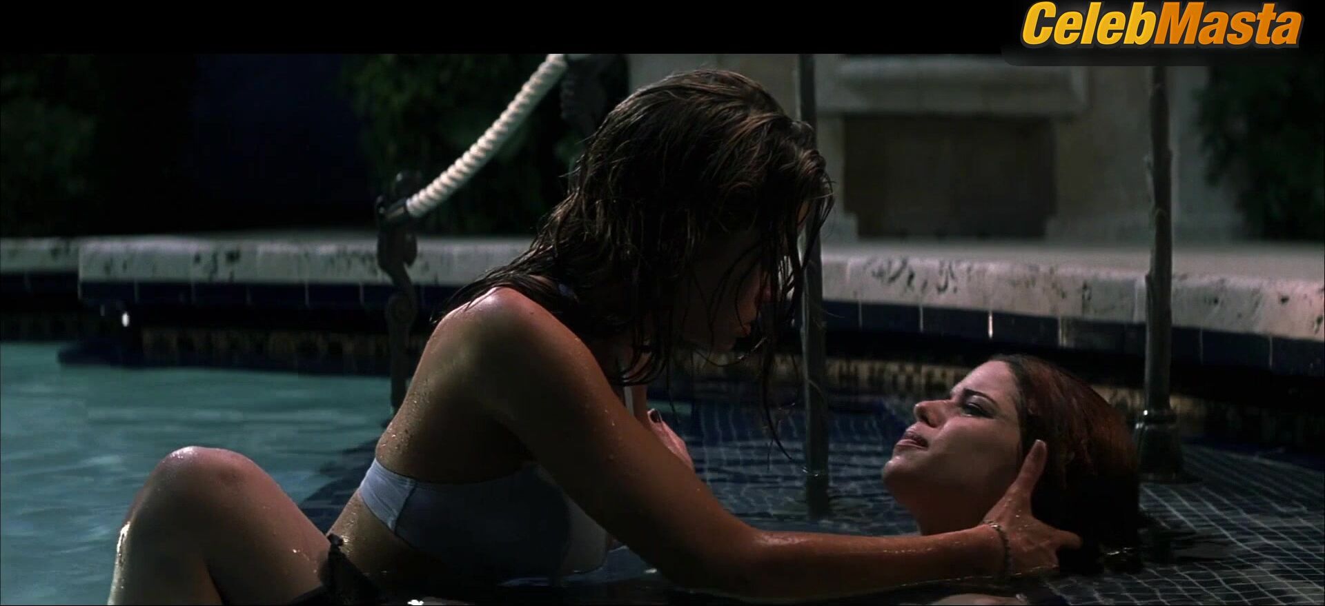 Denise Richards Neve Campbell And Lesbian, Tits Scene From - Photo 2 of 5