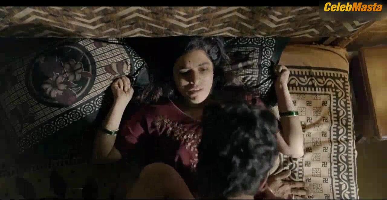 Rajshri Deshpande ’s Tits Scene From Sacred Games - Photo 2 of 5 photo 1