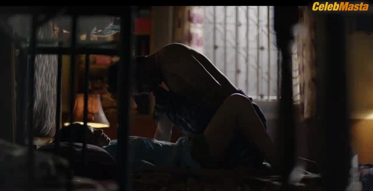 Rajshri Deshpande ’s Tits Scene From Sacred Games - Photo 2 of 5