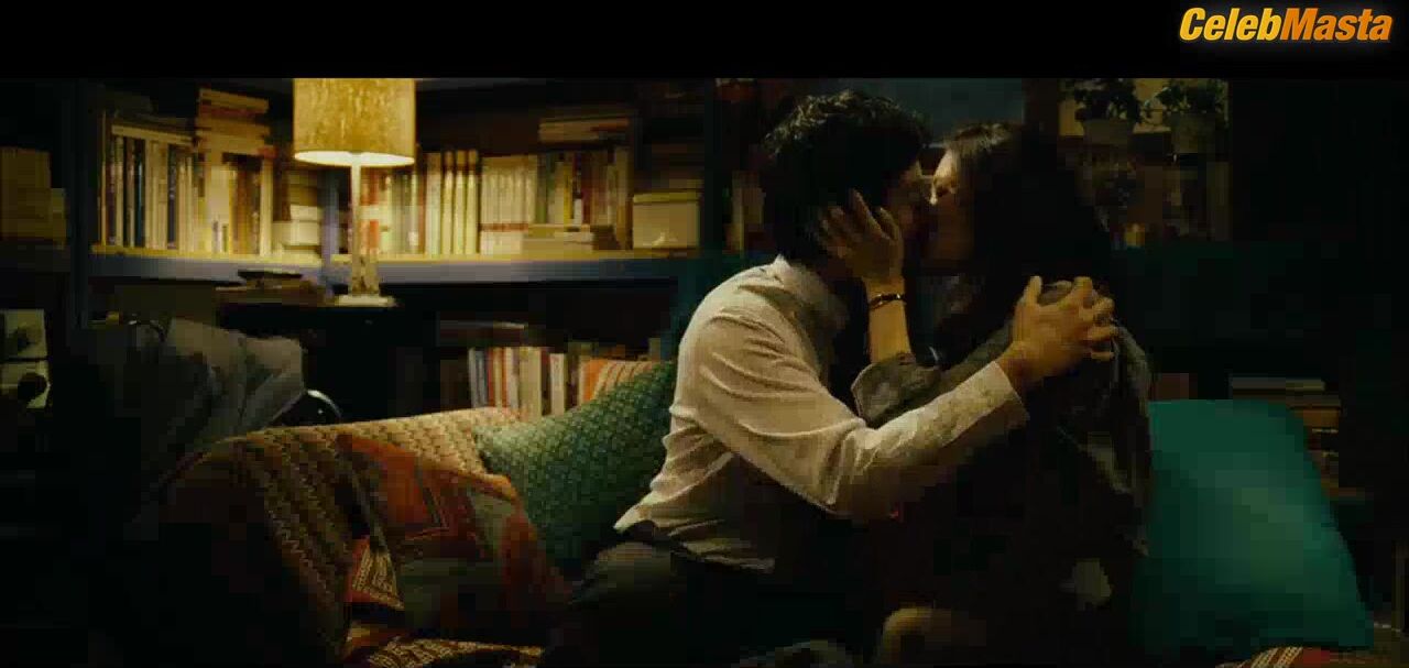 Ye-jin Son Son Ye-jin Ass, Tits Scene From My Wife Got - Photo 2 of 5 photo 1