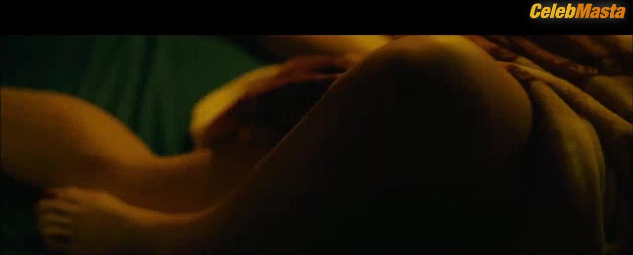 Ye-jin Son Son Ye-jin Ass, Tits Scene From My Wife Got - Photo 2 of 5 photo 5