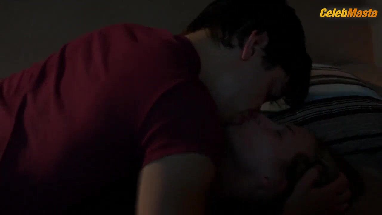 Britt Robertson ’s Ass, Tits Scene From Ask Me Anything - Photo 3 of 5 photo 2