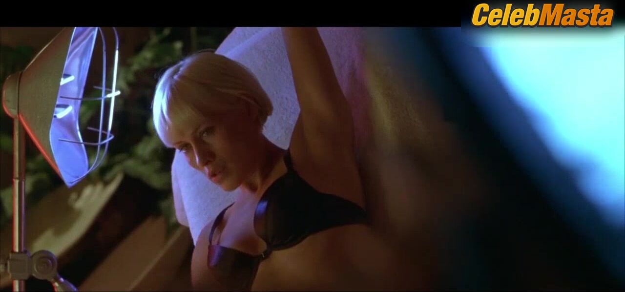Patricia Arquette ’s Underwear Scene From Goodbye Lover - Photo 2 of 5 photo 1