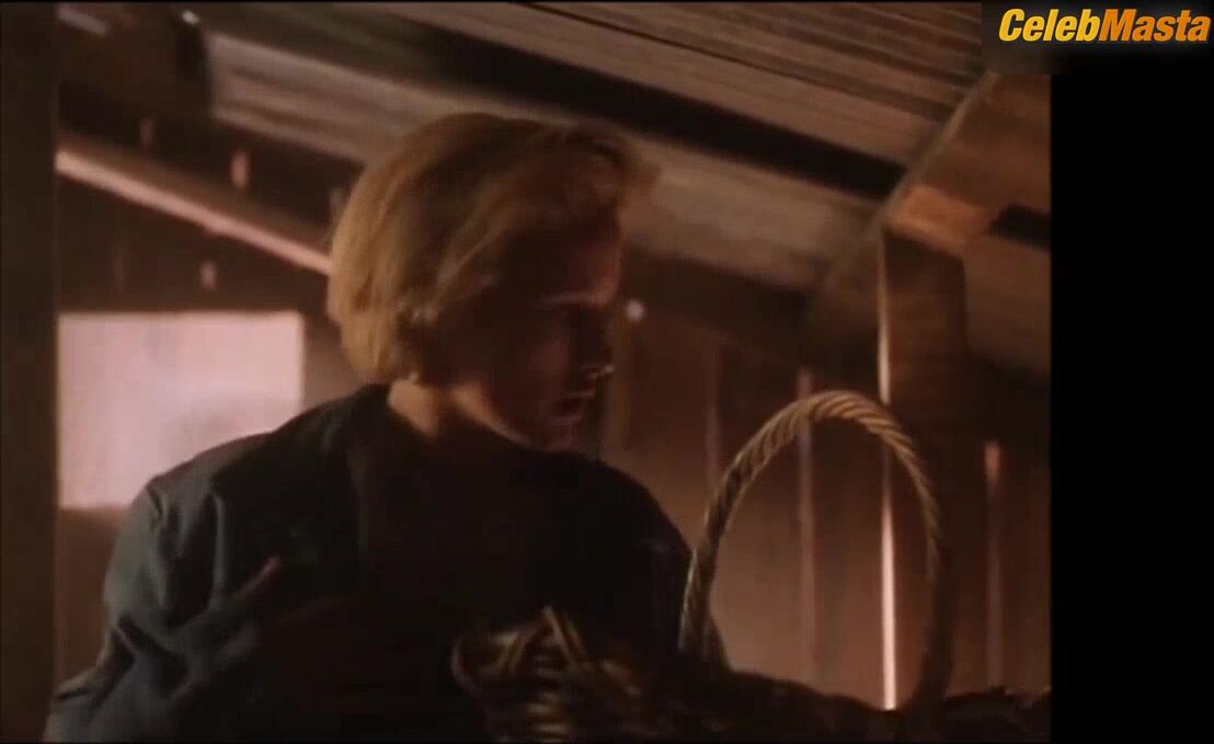 Patricia Arquette ’s Tits Scene In Tales From The Crypt - Photo 1 of 5 photo 2