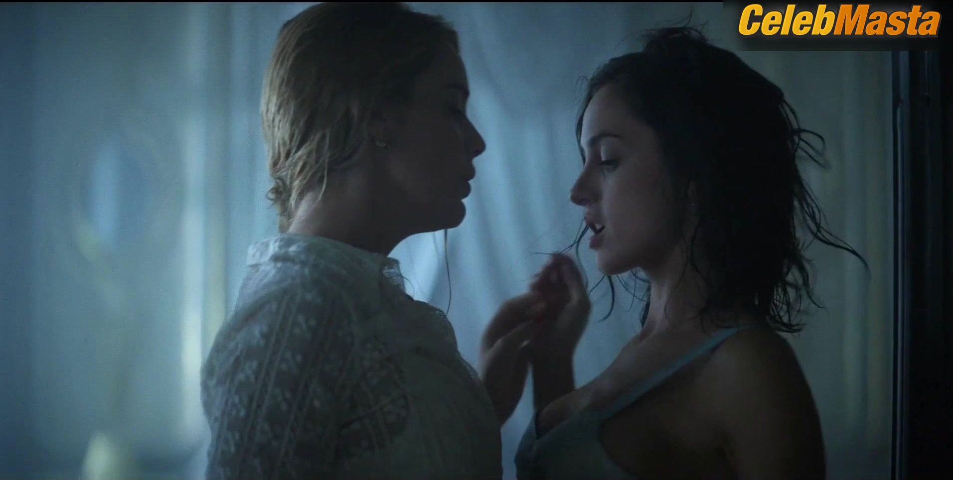 Alejandra Onieva Maria De Nati And ’s Boobs, Lesbian - Photo 5 of 5 photo 1
