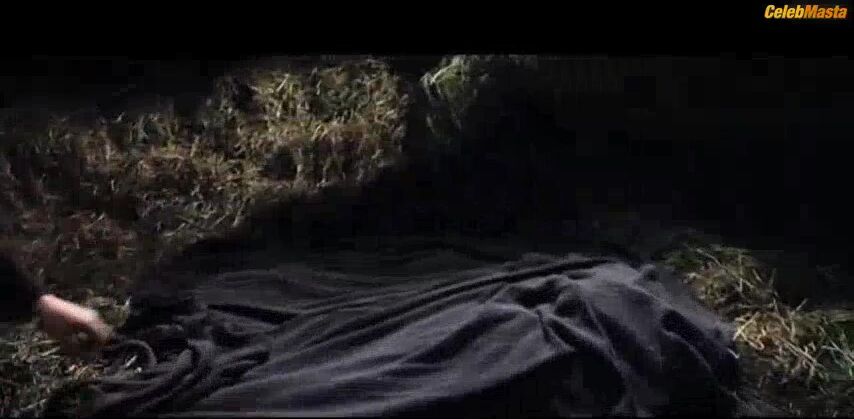 Miriam Giovanelli ’s Booty And Boobs Scene In Dracula 3d - Photo 2 of 5 photo 1