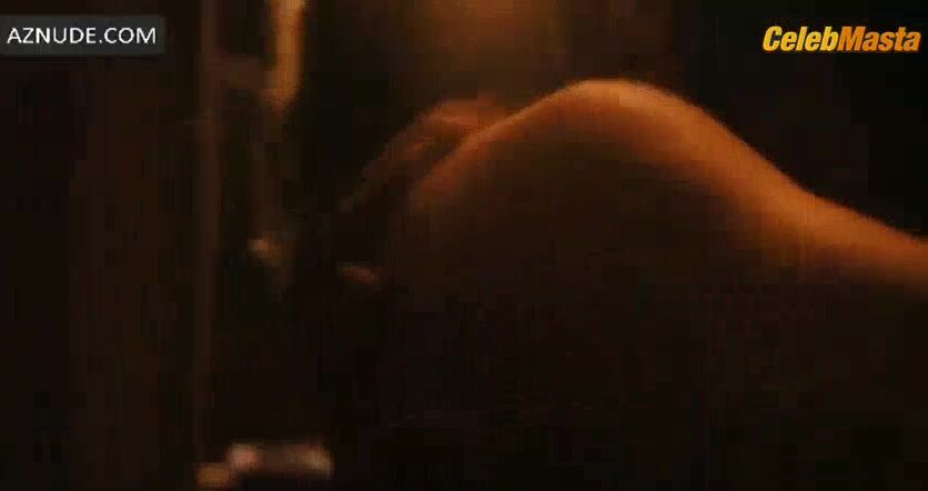 Emilie De Ravin ’s Sexy Scene From Remember Me - Photo 3 of 5 photo 1