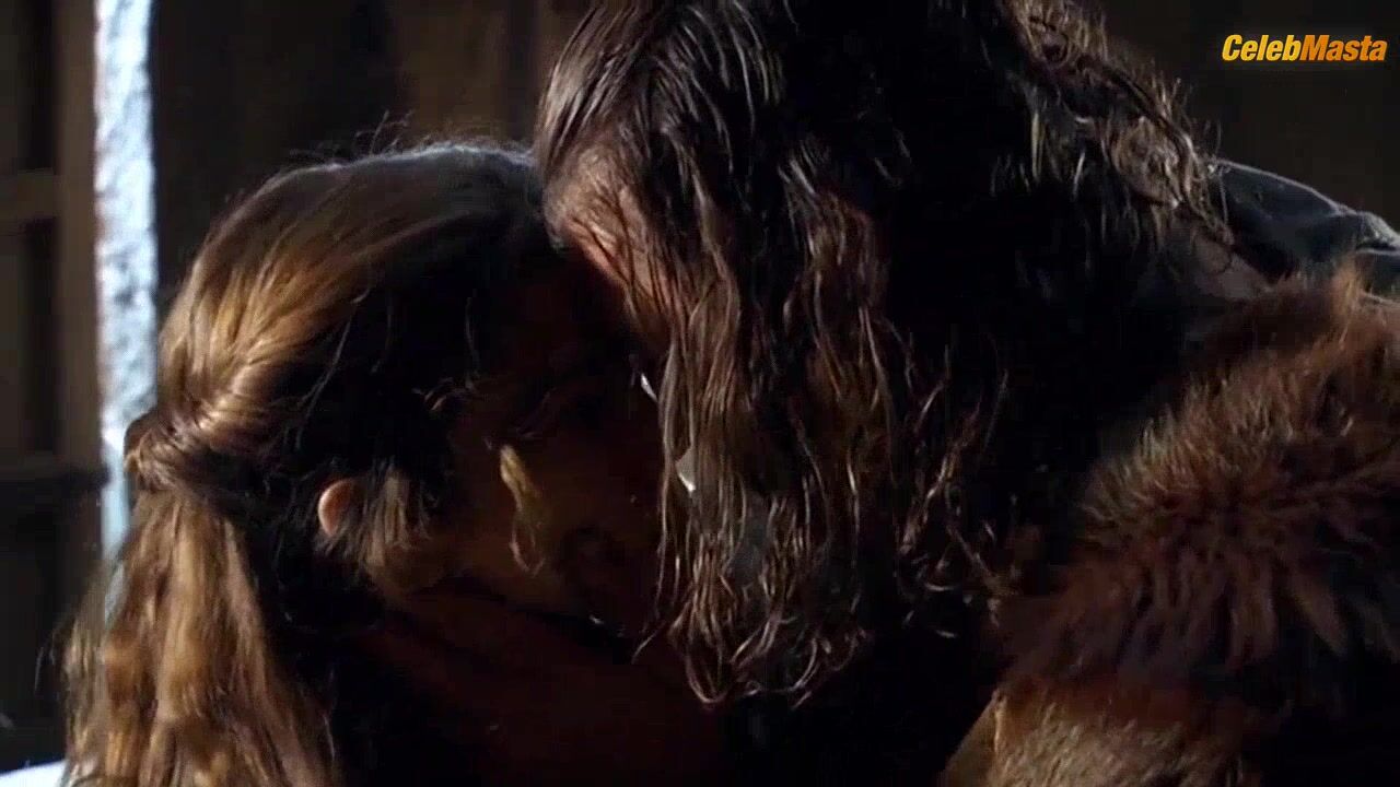 Juana Acosta ’s Tits Scene In Hispania, La Leyenda - Photo 1 of 5