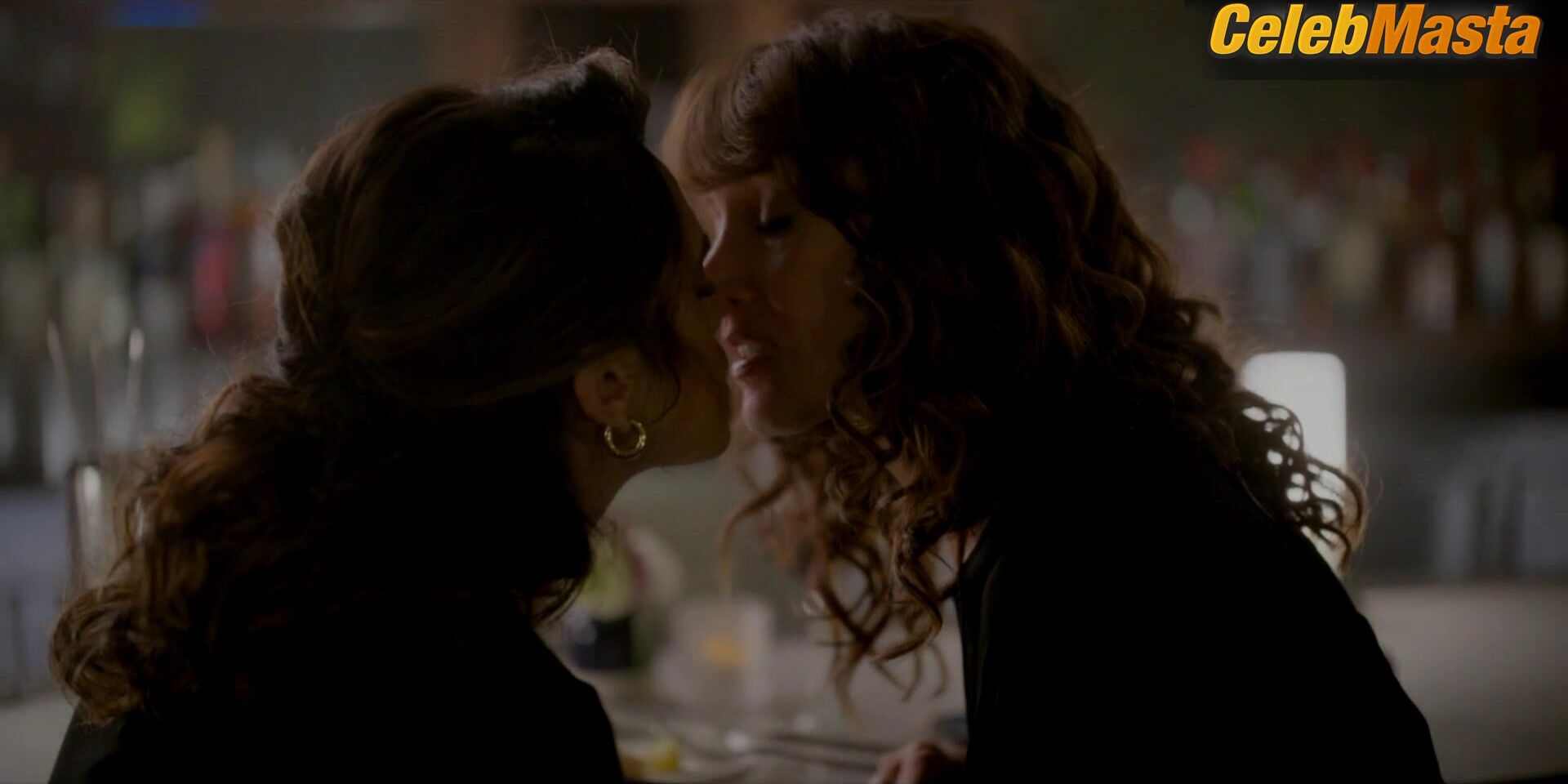 Jennifer Beals And Sepideh Moafi Lesbian Scene From The L - Photo 1 of 5 photo 2