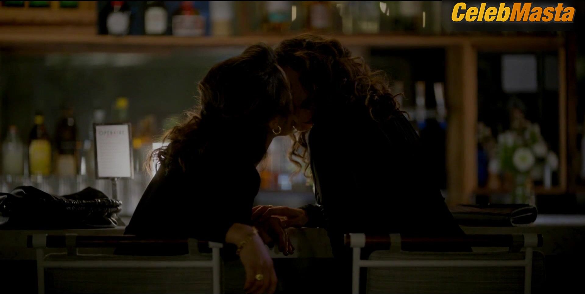 Jennifer Beals And Sepideh Moafi Lesbian Scene From The L - Photo 1 of 5 photo 5