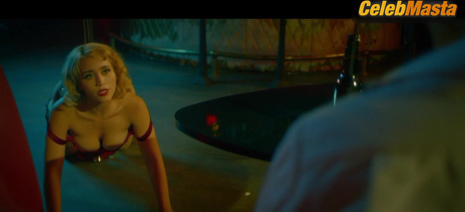 Caylee Cowan Underwear Scene In Frank And Penelope Movie - Photo 2 of 5