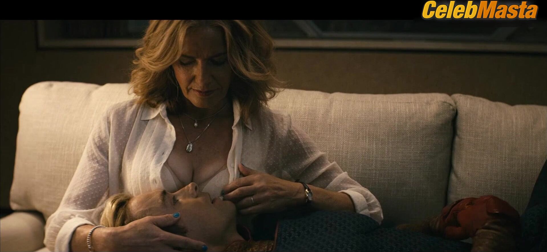 Elisabeth Shue Reveals Underwear Scene In The Boys - Photo 5 of 5