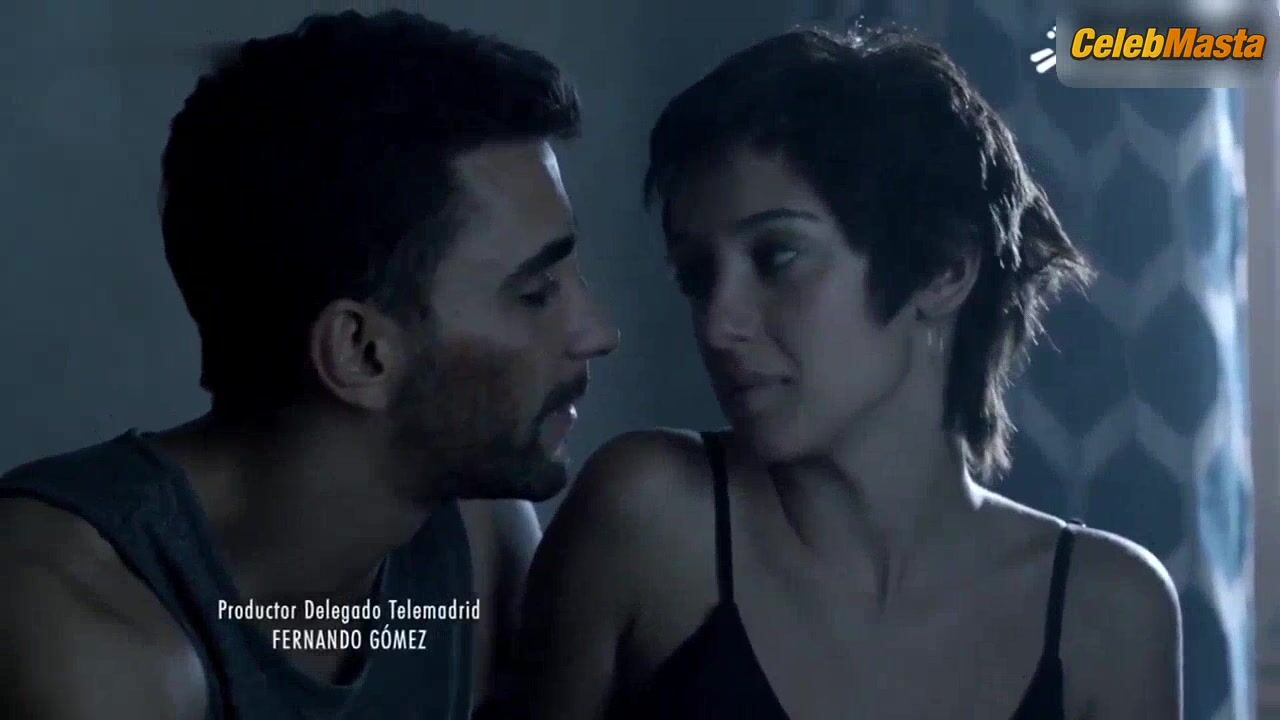 Maria De Nati ’s Tits And Swimsuit Scene In Victim - Photo 1 of 5 photo 2