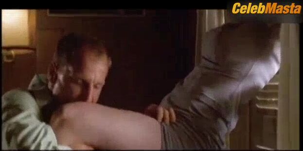 Elisabeth Shue ’s Hot Scene In Palmetto - Photo 2 of 5 photo 5
