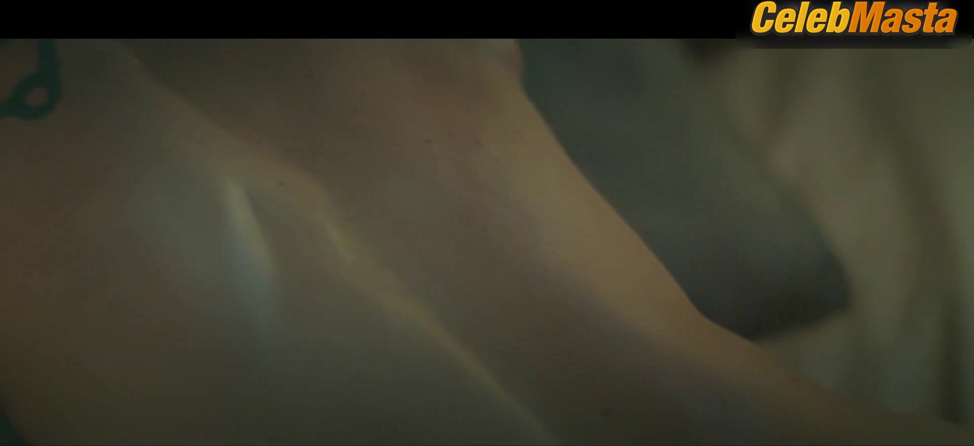Manuela Gonzalez Shows Tits Scene In Fake Profile - Photo 3 of 5 photo 5