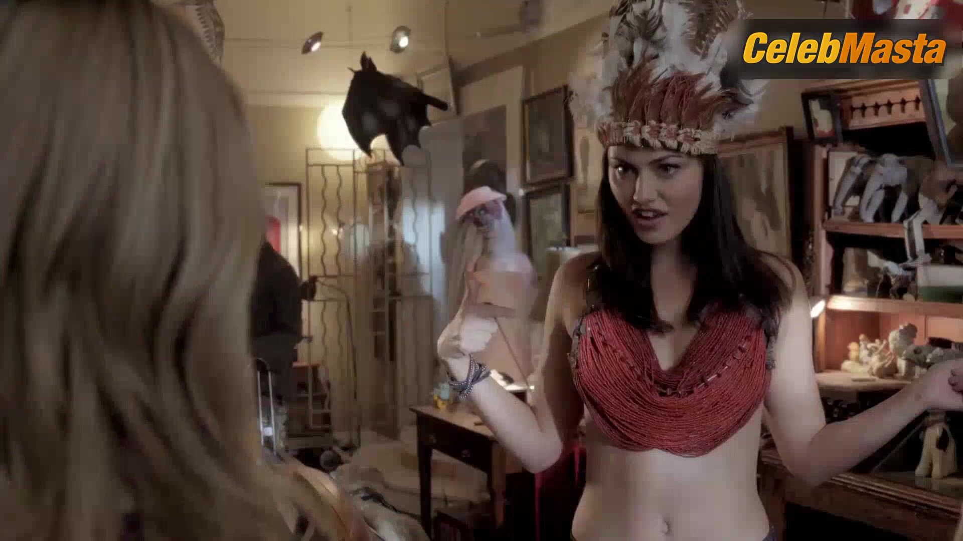 Britt Robertson Phoebe Tonkin And Tits Scene From The Secret - Photo 2 of 5 photo 1