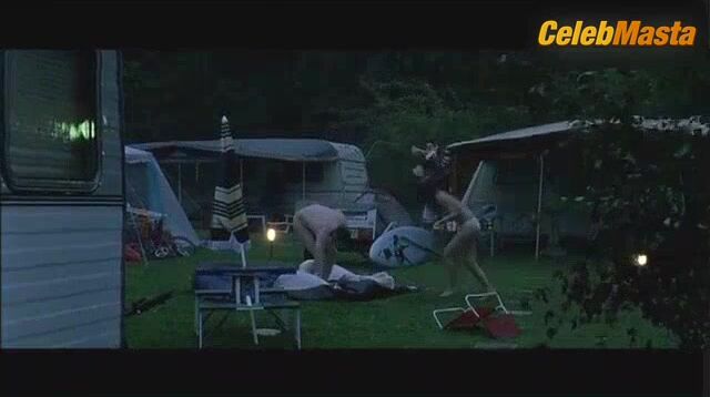 Melanie Laurent ’s Tits And Bush Scene From Je Vais - Photo 1 of 5 photo 5
