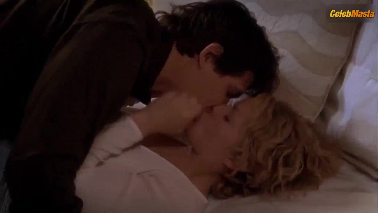 Elisabeth Shue Steamy Scene In Hollow Man - Photo 1 of 5 photo 5