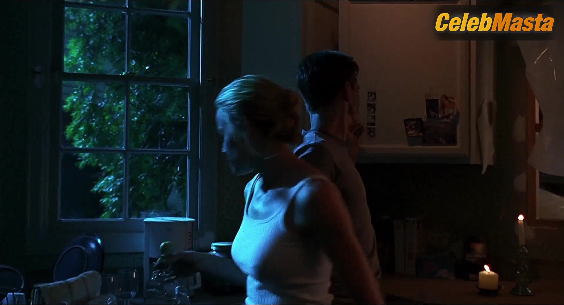 Elisabeth Shue Reveals Body Scene In The Trigger Effect - Photo 2 of 5 photo 4