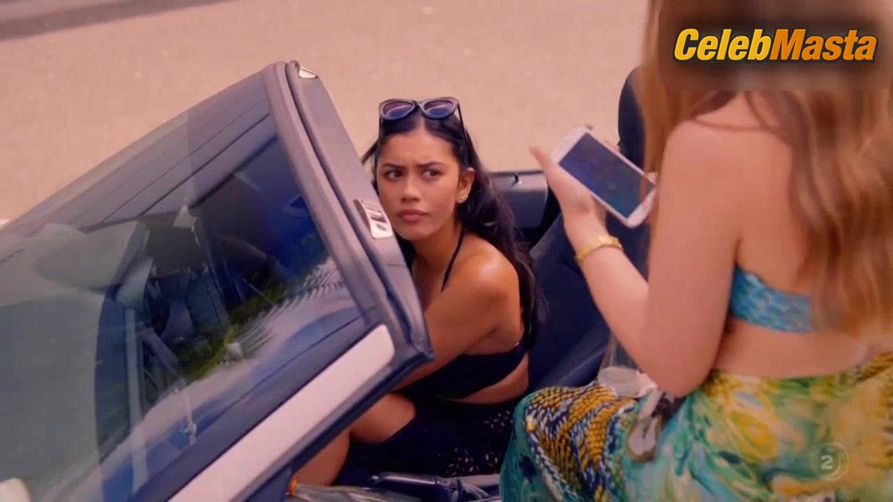 Becky Mcewan And Luciane Buchanan Swimsuit Scene From - Photo 4 of 5 photo 2