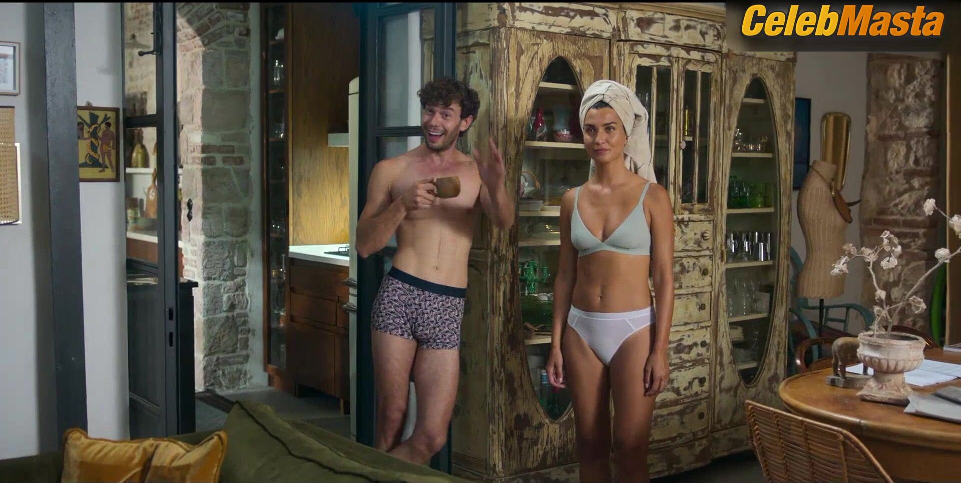 Tuba Buyukustun Underwear Scene In Another Self Series - Photo 1 of 5 photo 4