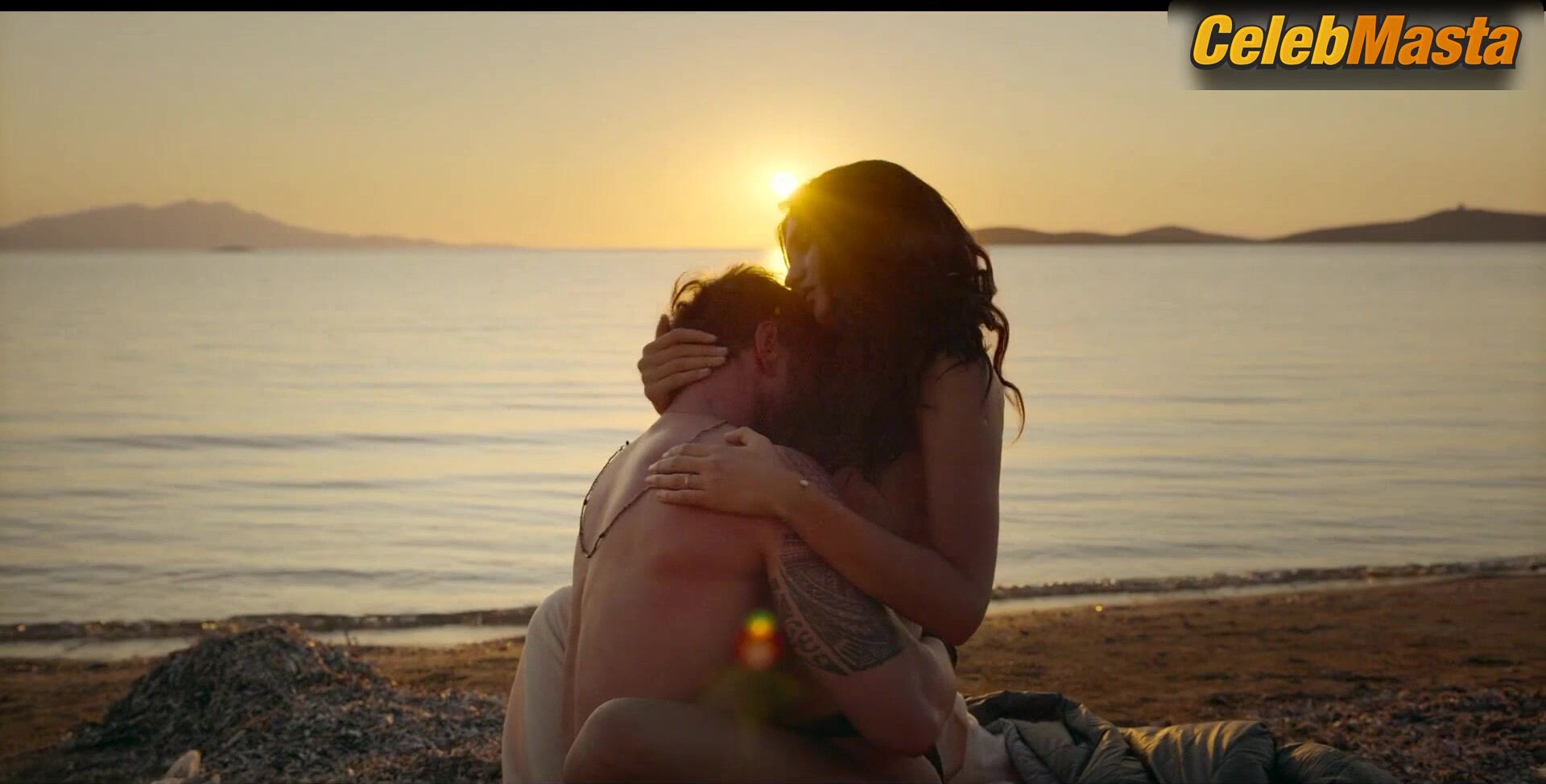 Tuba Buyukustun ’s Boobs And Underwear Scene In - Photo 1 of 5 photo 4