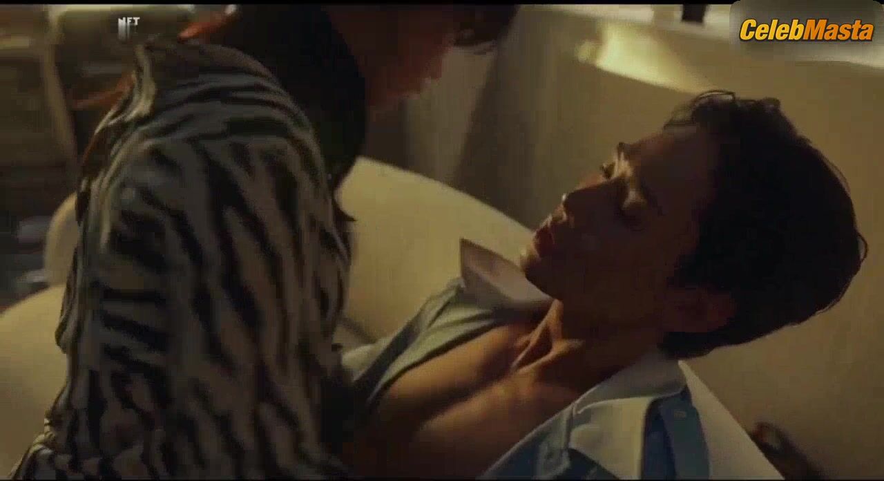 Ji-yeon Lim ’s Sexy Scene In The Glory - Photo 1 of 5 photo 4