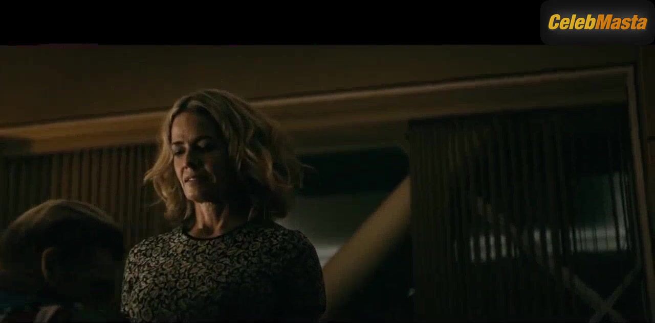 Elisabeth Shue ’s Boobs Scene In The Boys - Photo 2 of 5