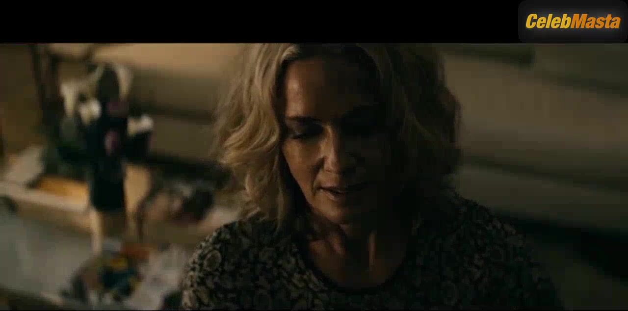 Elisabeth Shue ’s Boobs Scene In The Boys - Photo 2 of 5 photo 4