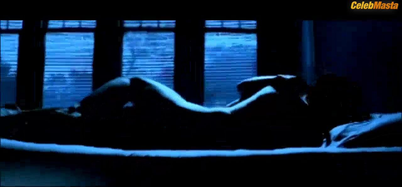 Elisabeth Shue ’s Sexy Scene From The Underneath - Photo 5 of 5 photo 4