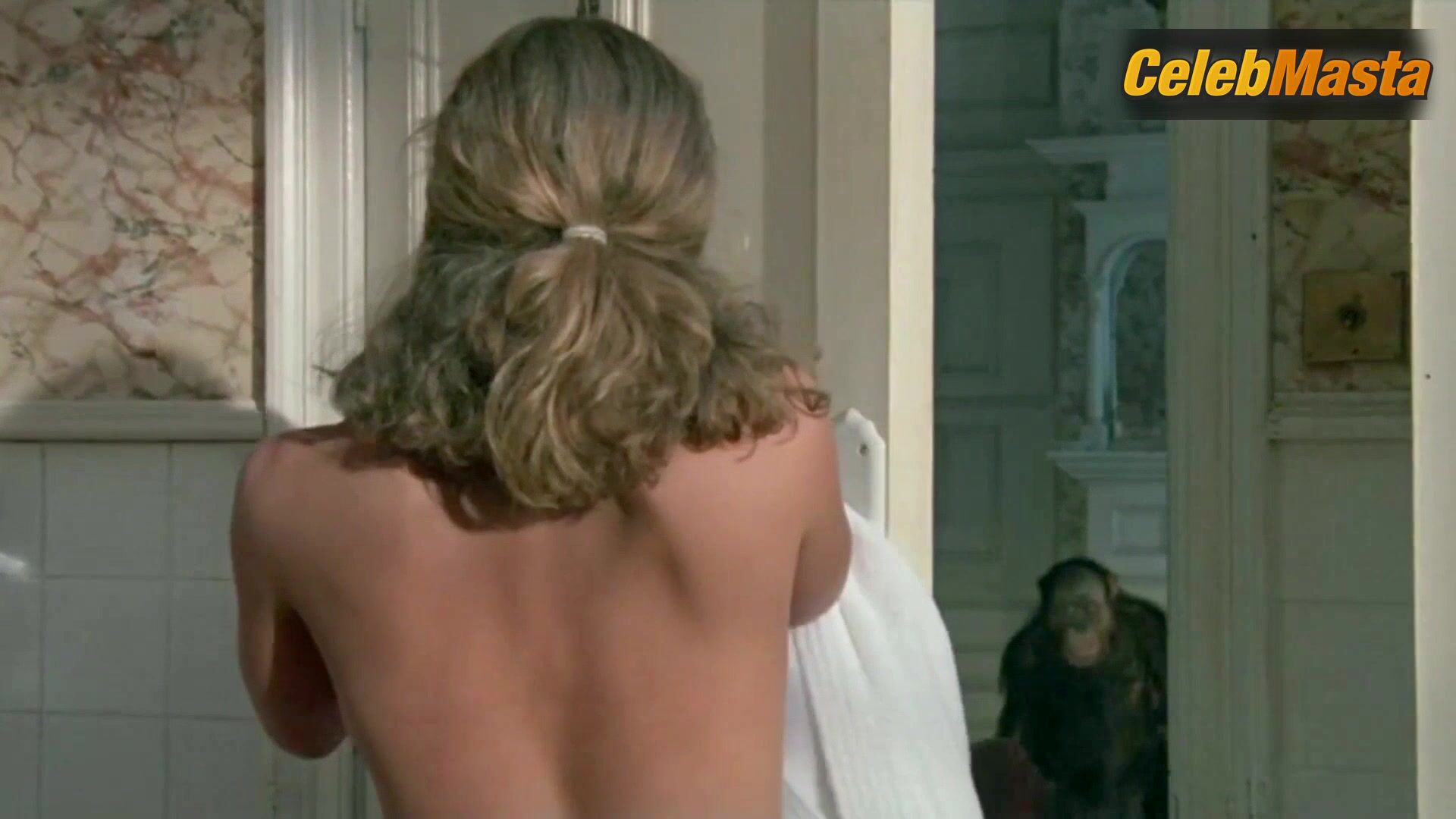 Elisabeth Shue And Jayne Grosvenor Tits, Ass Scene From Link - Photo 2 of 5 photo 1